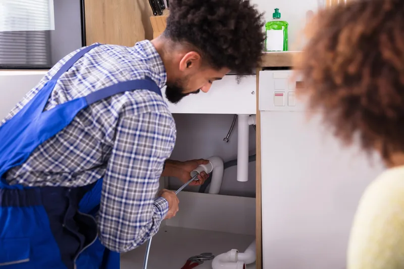 Plombier professionnel en dépannage — Allo C\\, Chelles (77)